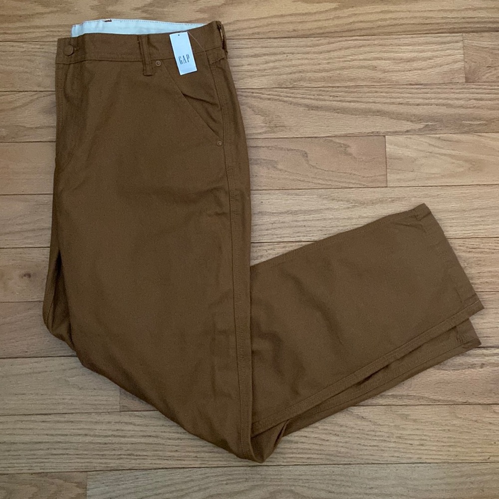 GAP Mens Workforce Slim Taper Pants 38 32 Rust Brown NWT